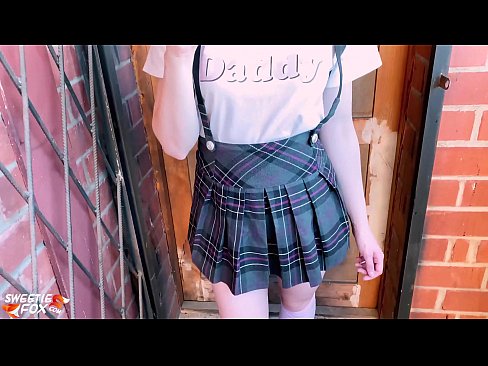 ❤️ Schoolgirl Sucks a dick gu domhainn agus fucks an àite clasaichean. ❤❌  Porno  aig gd.kanalmoscow.ru ﹏