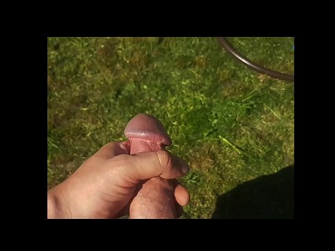 ❤️ Bidh hottie a 'faighinn a pussy pinc fucked agus cums le squirt ann an gàrradh samhraidh ❤❌  Porno  aig gd.kanalmoscow.ru ﹏